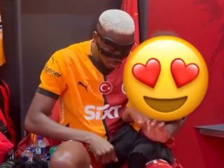 Victor Osimhen'den Galatasaray paylaşımı