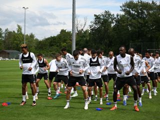 Beşiktaş, yeni sezon öncesinde Avusturya'da güç depoluyor