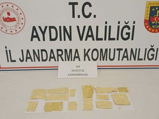 Aydın'da A4 kağıdına emdirilmiş uyuşturucuyla yakalandı