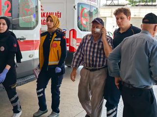 Bursa'da bahçıvandan kendisini hortumla ıslatmasını istedi: Olumsuz yanıt alınca darbetti