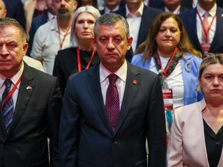 CHP'li belediye başkanları Ankara'da buluştu