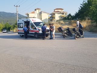 Karabük'te motosikletin devrildiği kazada 2 yaralı