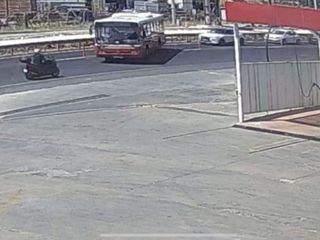 İstanbul'da otobüsle çarpışan motosiklet sürücüsü hayatını kaybetti