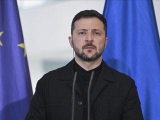Zelensky: Ukrayna'ya askeri yardım sevkiyatı yeniden başladı