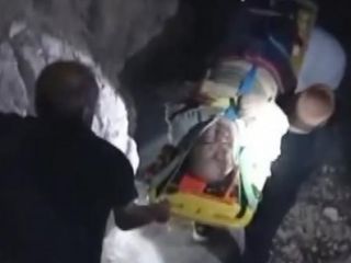 Erzincan'da mağara balı toplamak isteyen yaşlı adam hayatını kaybetti