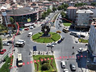 Başkan Erdoğan'ın bayrak asma çağrısına Bağcılar’dan güçlü destek
