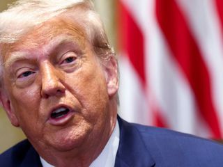 Donald Trump, Jeffrey Epstein dosyalarının gündemde tutulmasına tepki gösterdi