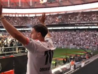 İmzayı attı! Orkun Kökçü çocukluk aşkı Beşiktaş'ta