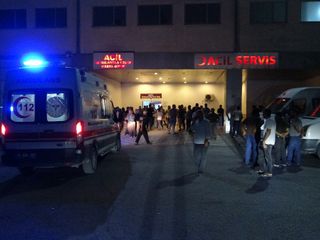 Malatya'da 2 çocuk annesi kadın eşinin bıçak darbeleriyle öldürüldü