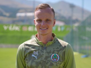 Florent Hadergjonaj'ın hedefi kariyerindeki en iyi sezonunu geçirmek