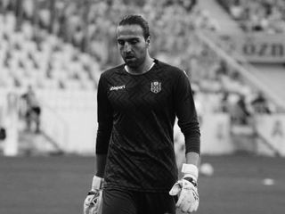 Yeni Malatyaspor, Ahmet Eyüp Türkaslan'ın formasını emekliye ayırdı