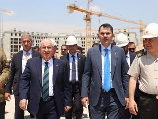 Murat Kurum ve Yaşar Güler, Ay Yıldız Yerleşkesi'ni inceledi