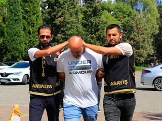 Antalya'da eşini 9 kurşunla öldürmüştü: Koca ve arkadaşı hakkında istenen ceza belli oldu