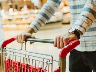 Mağaza ve süpermarketlerde yeni dönem: Çalışma saatleri değişiyor