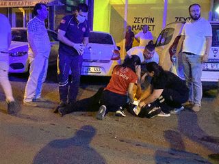 Tekirdağ'da husumetlisine sokak ortasında saldırdı