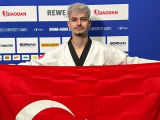 Milli tekvandocu Muhammed'den gümüş madalya