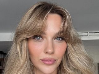 Gelini Yasemin Şefkatli paylaştı! Derya Tuna 60 yaşında