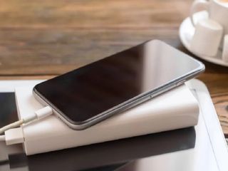 Yangın sebebiyle 8.000’den fazla powerbank geri çağrılıyor