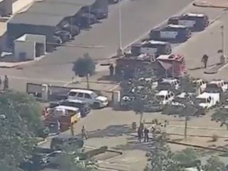 Los Angeles'ta özel harekat binasında patlama