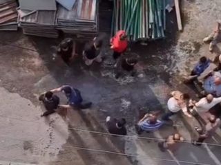 Hatay'da bir şantiyede iki grup arasında kavga: Polis havaya ateş açarak ayırdı