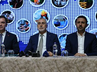 Vedat Işıkhan: Bürokratik engelleri azaltmak için var gücümüzle çalışıyoruz