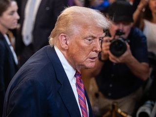 Donald Trump: İran’daki üç nükleer tesis tamamen yok edildi