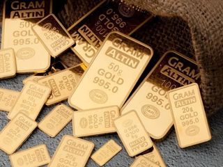Altın fiyatları zirvede: Gram altın 4 bin 500 seviyelerine yaklaştı
