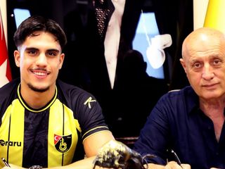 İstanbulspor, İzzet Ali Erdal'ı renklerine bağladı