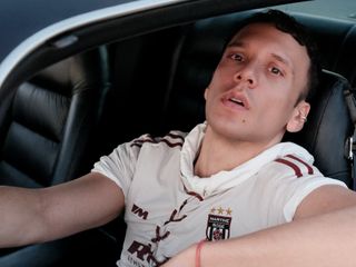 Edis takipçilerinin sorularını cevapladı: "İnsanlara yaranılmıyor"