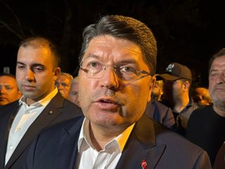 Yılmaz Tunç: Son 15 gün içerisinde çıkan yangınlarla ilgili 17 kişi tutuklandı
