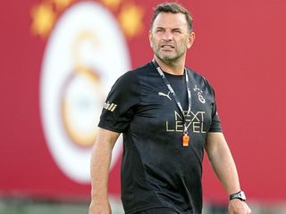 Okan Buruk'tan Osimhen açıklaması: Önemli bir bütçeyi harcamış olacağız