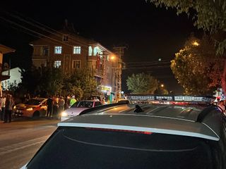 Konya'da yola fırlayan çocuğa iki otomobil çarptı