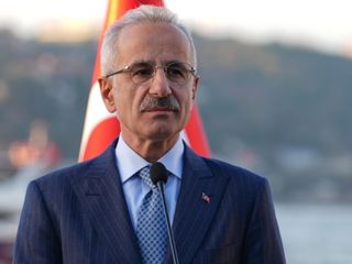 Abdulkadir Uraloğlu: Kargo Ayrım Sistemi'yle üç ilde 94 milyon gönderinin ayrımı sağlandı