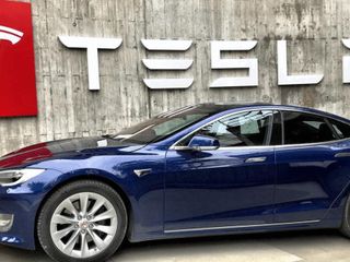 Otopilot kazasında suçlu bulundu: Tesla, 329 milyon dolar tazminat ödeyecek