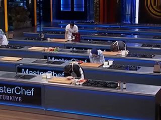 MasterChef (4 Ağustos 2025) kaptan kim oldu? İşte mavi ve kırmızı takım kadrosu…