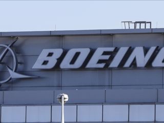 Boeing'in yüzde 20 maaş artışını beğenmeyen 3 bin 200 çalışanı greve gitti
