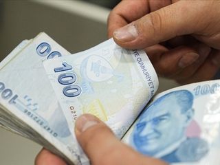 Yaşlı ve engelli aylıkları hesaplara yatırılmaya başlandı