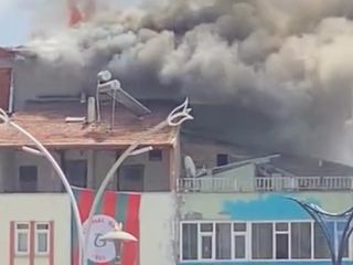 Tokat'ta 5 katlı binada korkutan yangın
