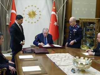 YAŞ kararları Resmi Gazete'de: Genelkurmay Başkanı Selçuk Bayraktaroğlu oldu