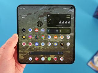 Google'a kötü haber: Katlanabilir Pixel 10 Pro Fold satışları gecikecek