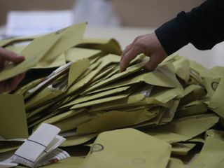 2 siyasi parti tarihe karıştı: Hukuki varlıkları sona erdi