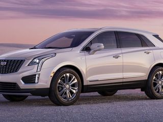 Cadillac, elektrikli araçlara geçiş planlarını askıya alıyor