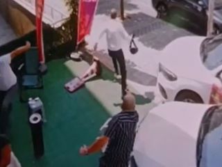 İstanbul'da eski koca eşine çocukları göstermedi, yeni koca bacağından vurdu
