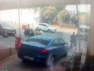 İstanbul'da sokak ortasında kavga: Kadın, bıçakla saldırdı