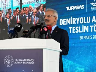 Abdulkadir Uraloğlu: 2025 yılında 127 milli yük vagonunu raylara indirdik