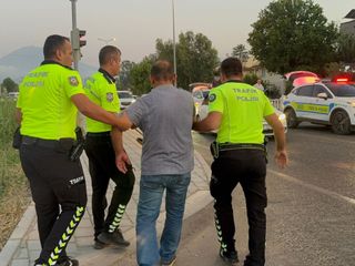 Muğla'da yaşlı kadına çarpıp üzerinden geçmeye kalkan sürücü tutuklandı