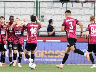 Alanyaspor'dan erteleme tepkisi: İstanbul'a geldiler