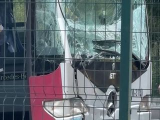 Beylikdüzü yönüne giden metrobüs kaza yaptı