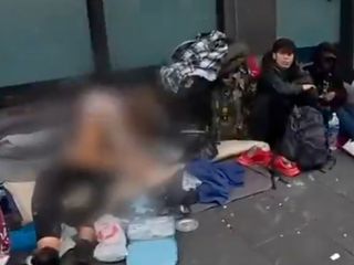 Ünlü Youtuber paylaştı: Almanya'da sokaklar evsizler ve uyuşturucu bağımlıları ile dolu