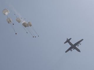 Gazze'de havadan atılan yardımlar can alıyor: Toplam 23 kişi hayatını kaybetti